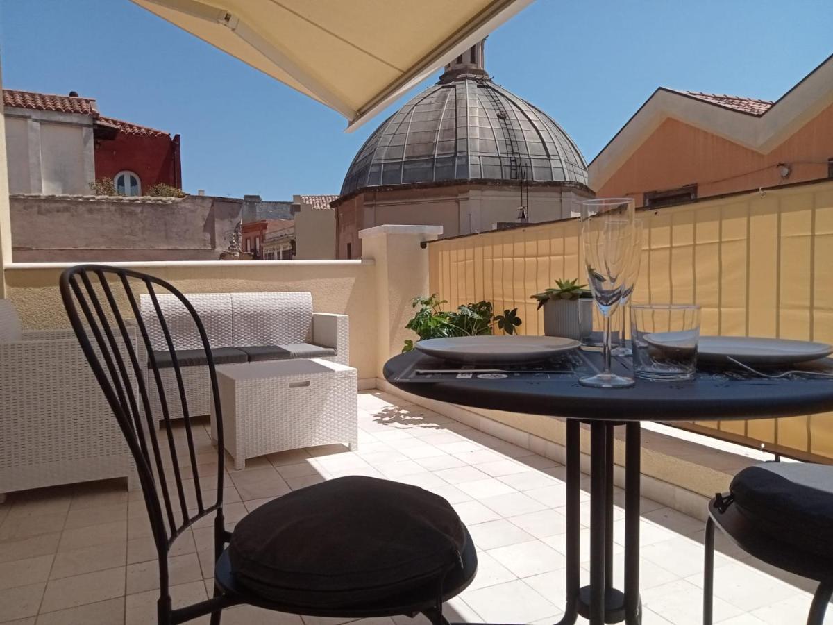 Luxury Suite La Terrazza In Pieno Centro In Cagliari Exteriér fotografie