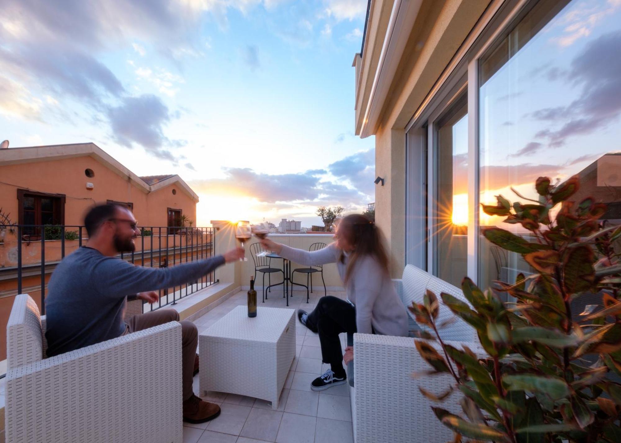 Luxury Suite La Terrazza In Pieno Centro In Cagliari Exteriér fotografie